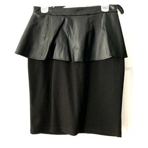 Leather peplum skirt - 8